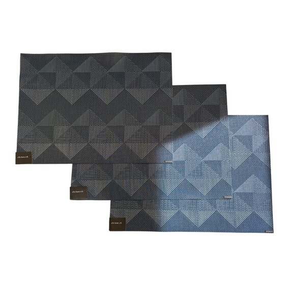 Chilewich Quilted Ink Placemats 14" X 19" Set Of 3 - Picture 3 of 4